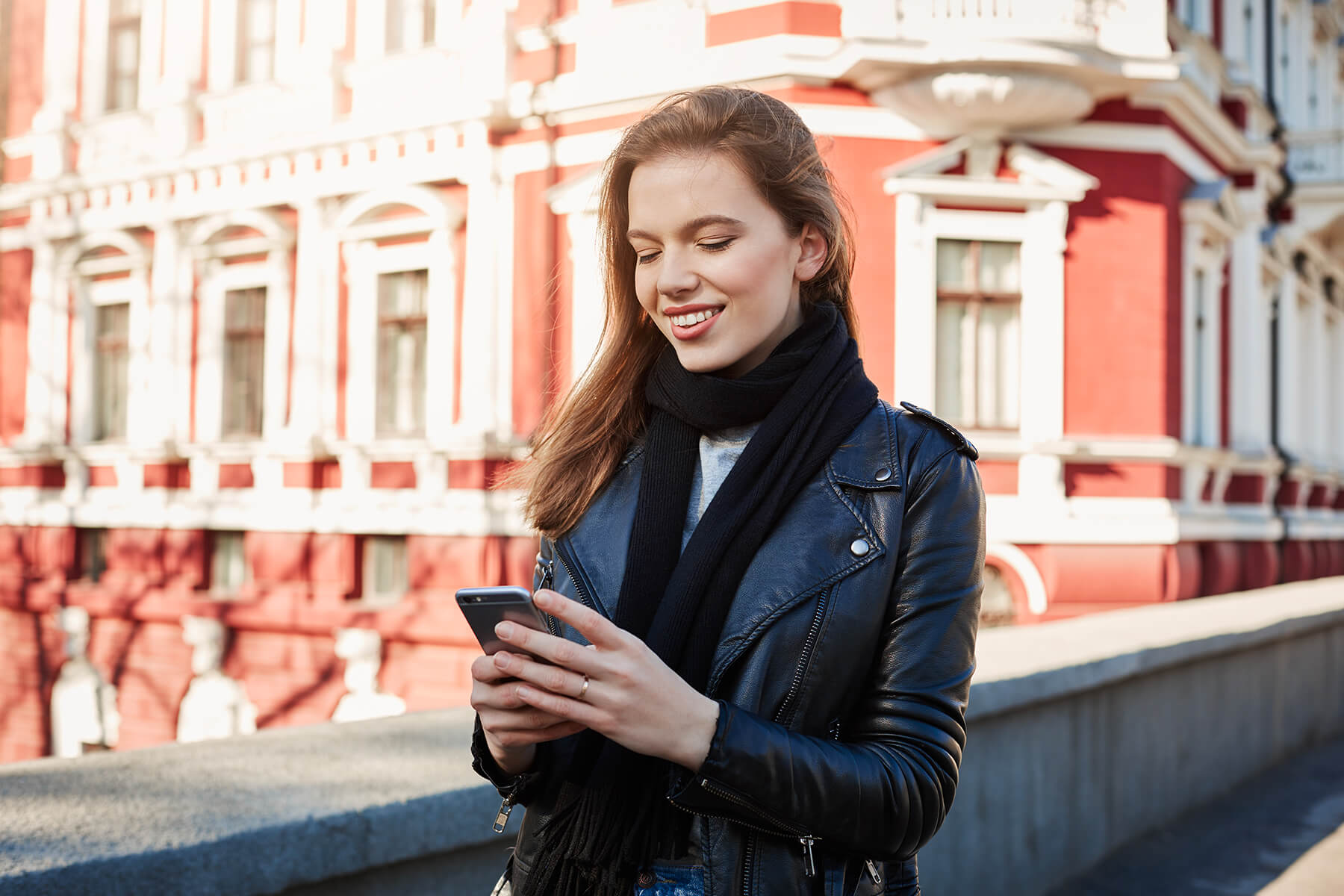 https://bonjour.leocare.eu/fr/wp-content/uploads/2022/12/Contrat-assu-auto.jpg